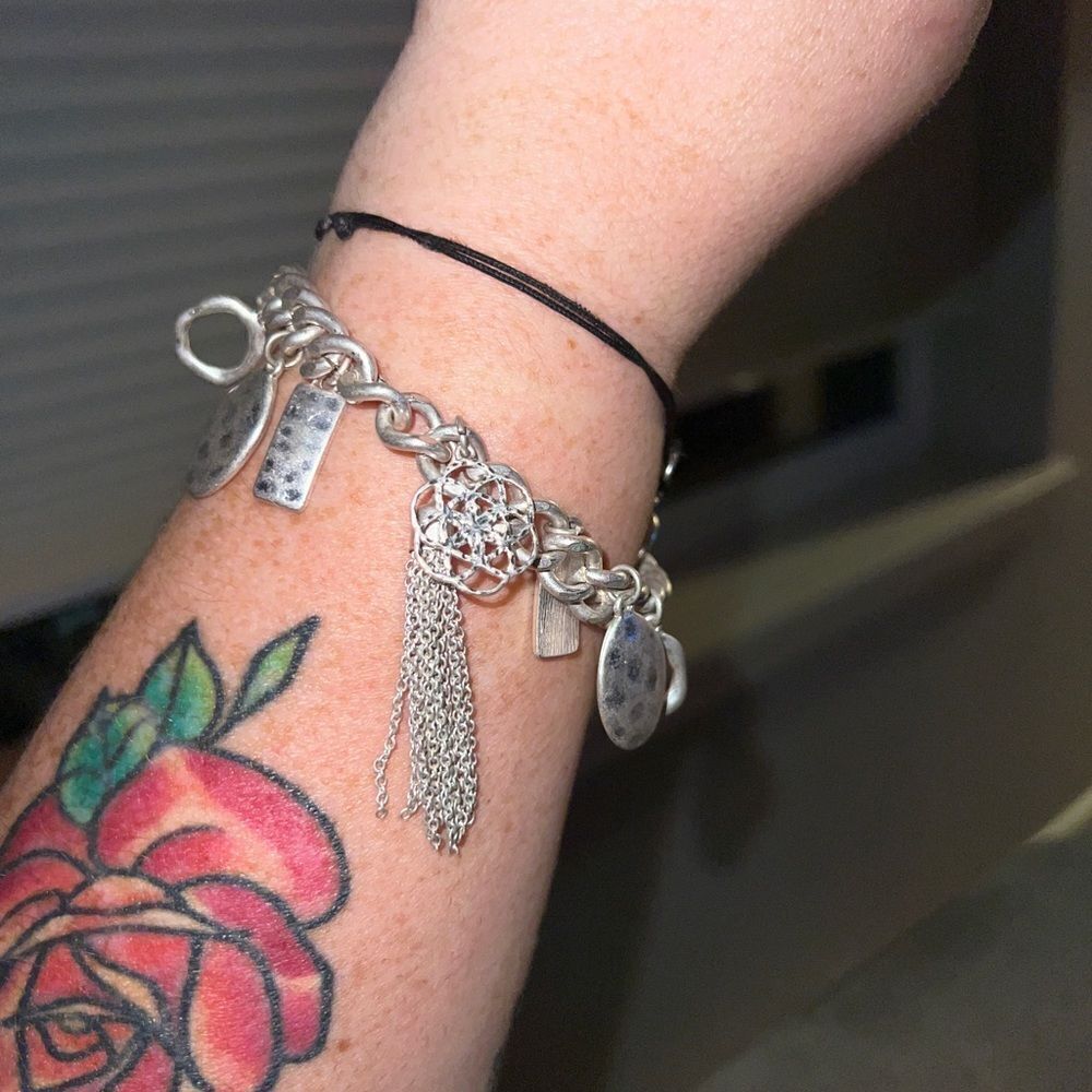 Beautiful silver plated charm bracelet - Picture 8 of 8
